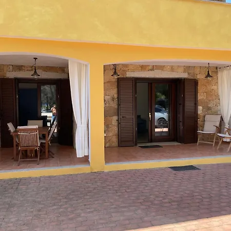 Casa de Férias Pineta & Relax House Santa Lucia (Sardinia)