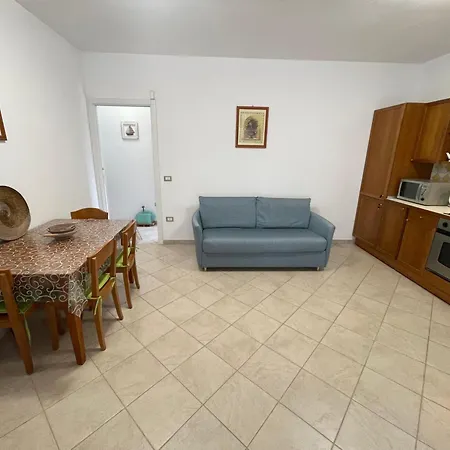 Pineta & Relax House 桑塔露琪亚